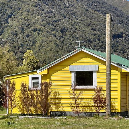 OtiraRustic, Basic Cosy Alpine Hut, In The Middle Of The Mountains别墅 外观 照片